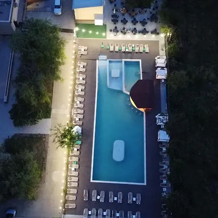 For Fun Resort Naturist (Adults Only) *