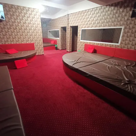 Motel para Casais For Fun Naturist Libertin - Adults Only *