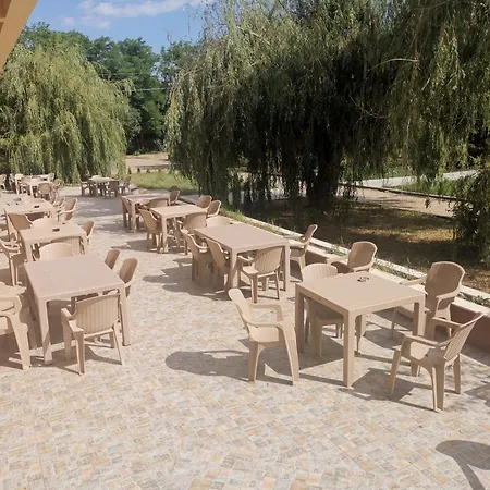 Hotel del amor For Fun Naturist (adults Only)