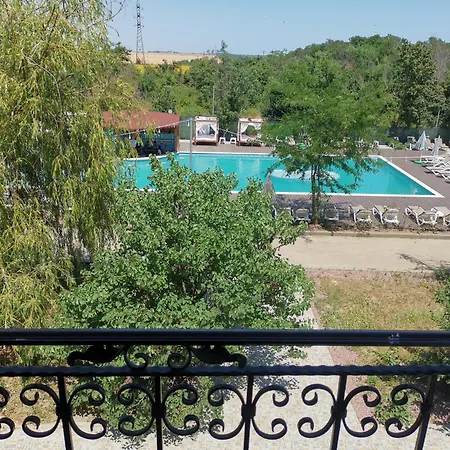 For Fun Naturist (adults Only) *
