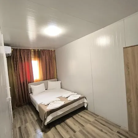 Liebeshotel For Fun Schitu